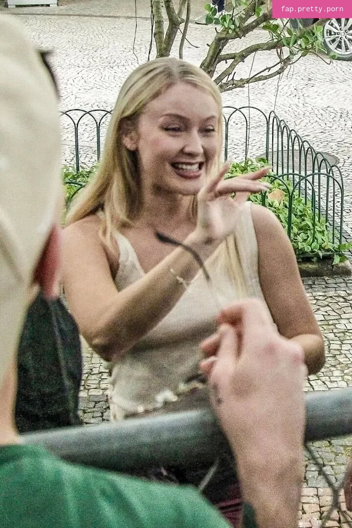 Zara Larsson - Photo #00