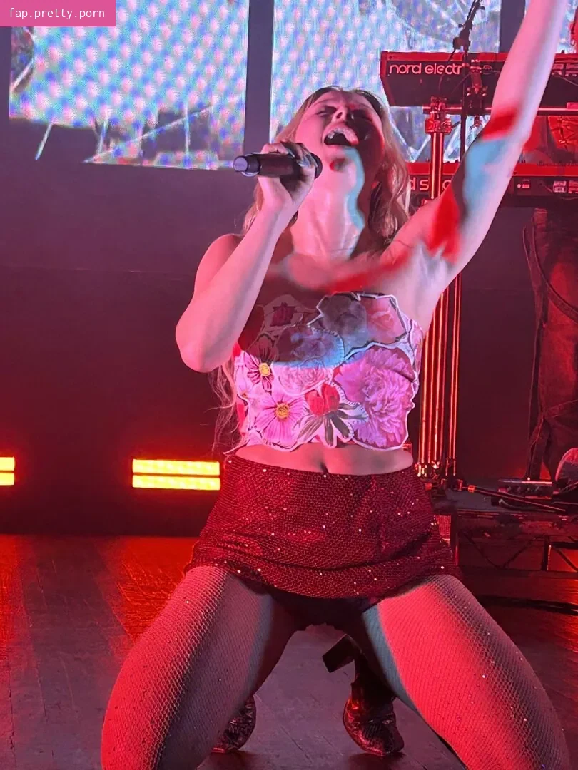 Zara Larsson - Photo #24