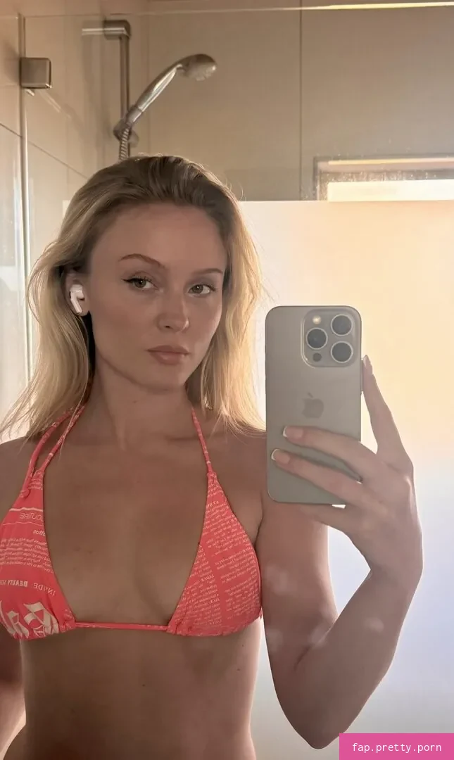 Zara Larsson - Photo #24