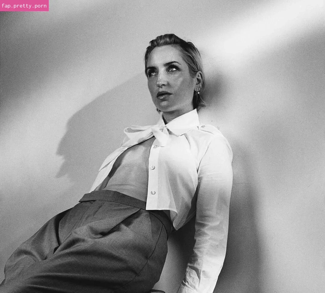 Zoe Lister Jones - Photo #55
