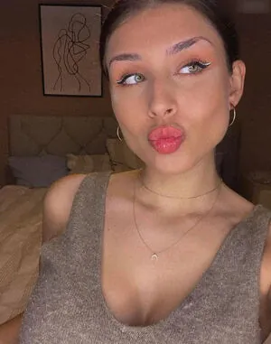 Zoe Matthea