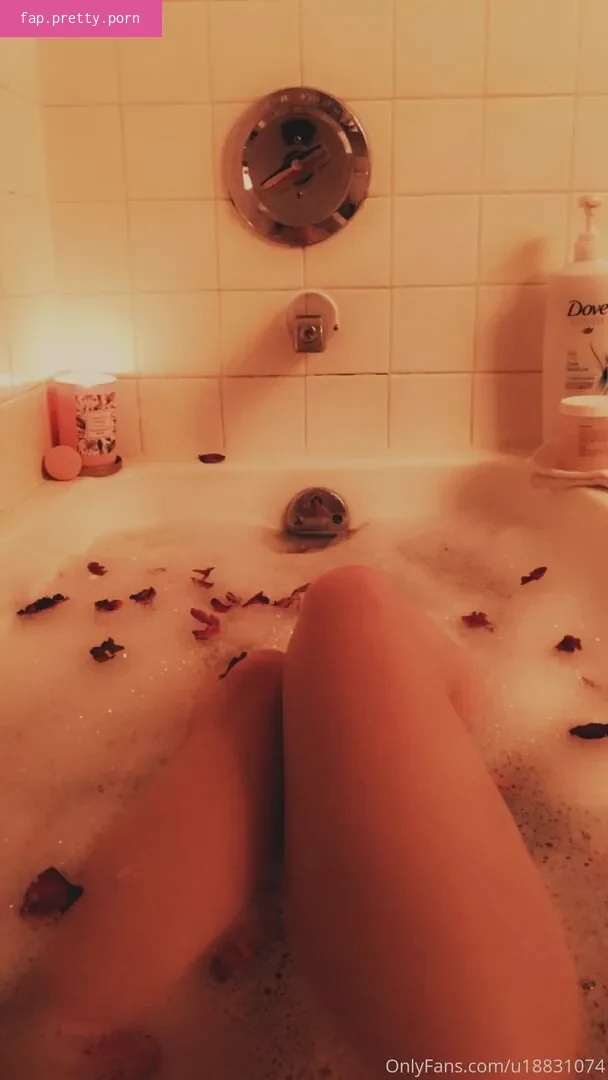 Zoeyt123 - Photo #32