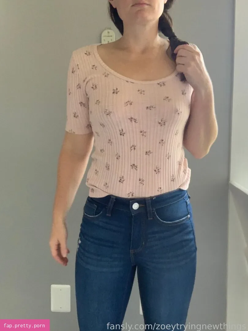 zoeytryingnewthings - Photo #60