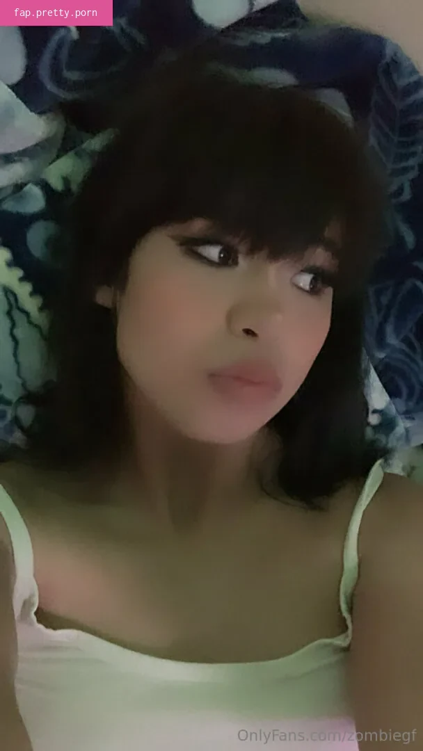 zombiegf - Photo #01