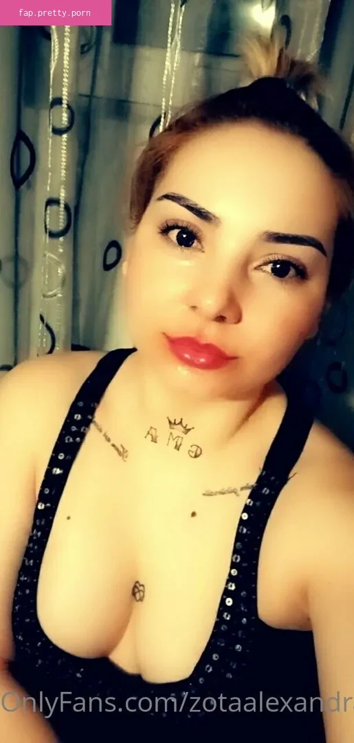 zotaalexandra - Photo #02