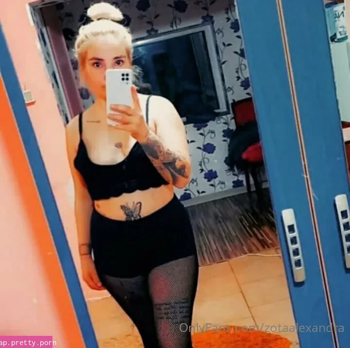 zotaalexandra - Photo #28