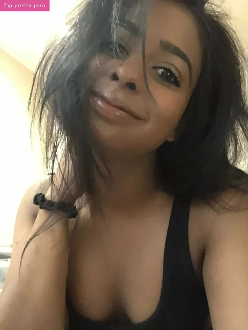 Zahra Rai - Photo #05