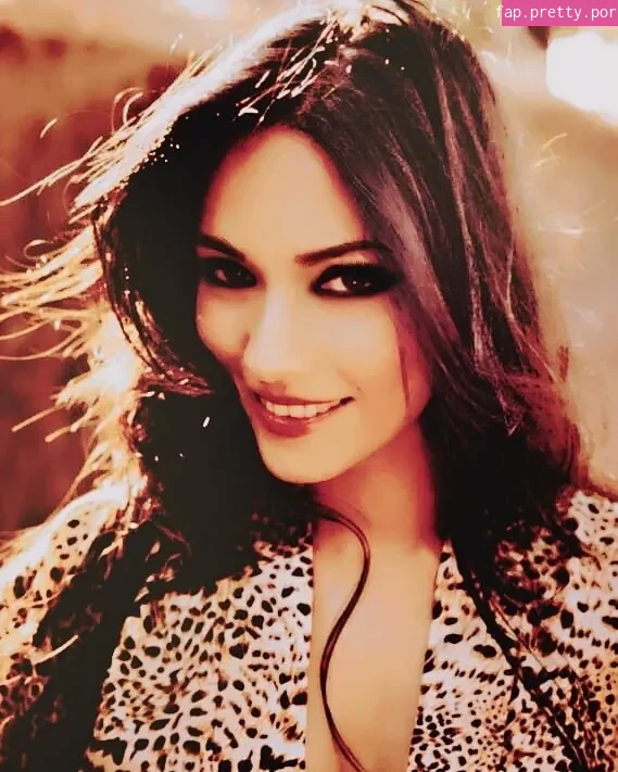 Zoya Rathore - Photo #08