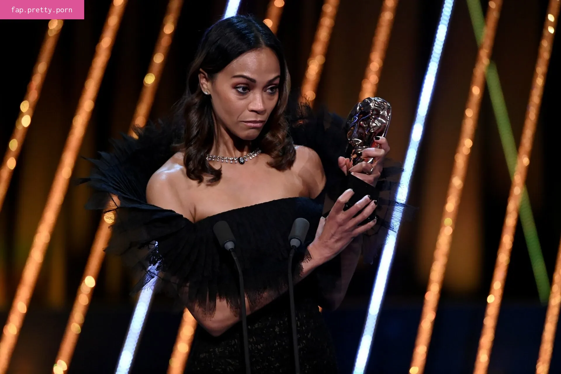 Zoe Saldana - Photo #21