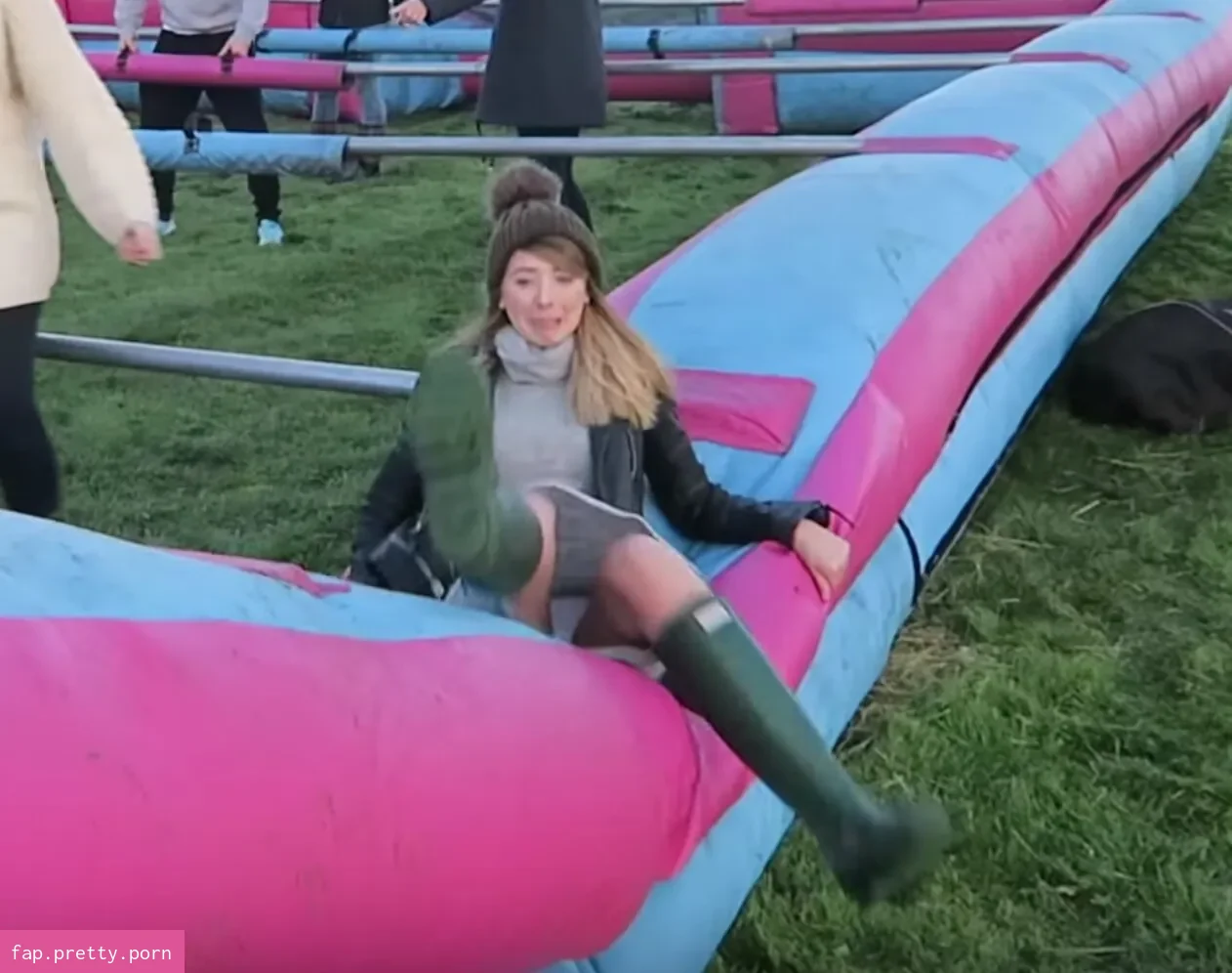 Zoë Sugg - Photo #50