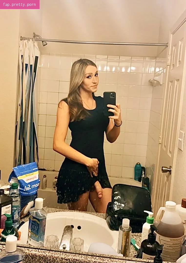 Zoey Taylor - Photo #10