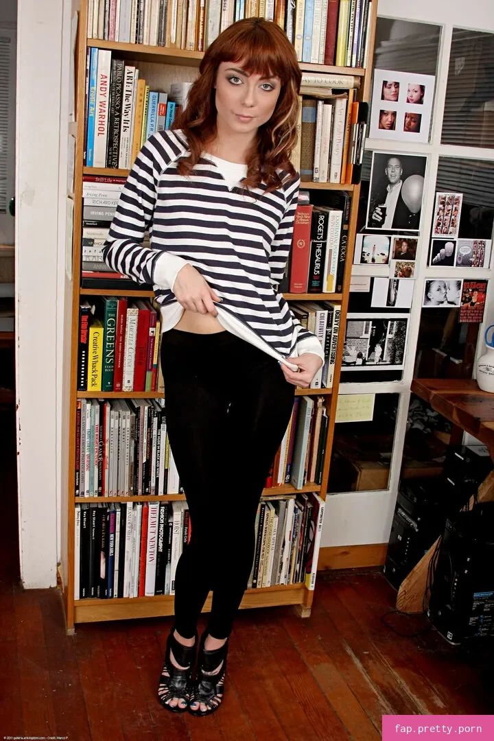 Zoe Voss - Photo #84